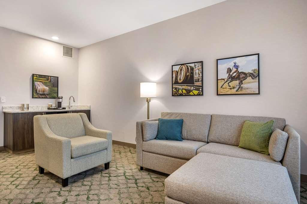 Cambria Hotel Louisville Downtown-Whiskey Row Room photo