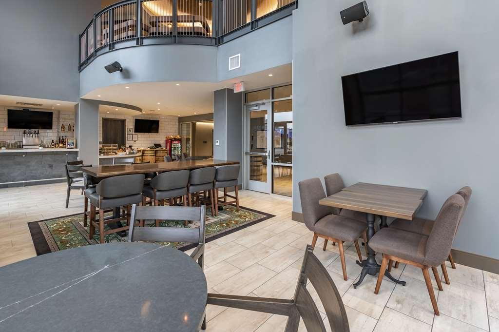Cambria Hotel Louisville Downtown-Whiskey Row Restaurant photo