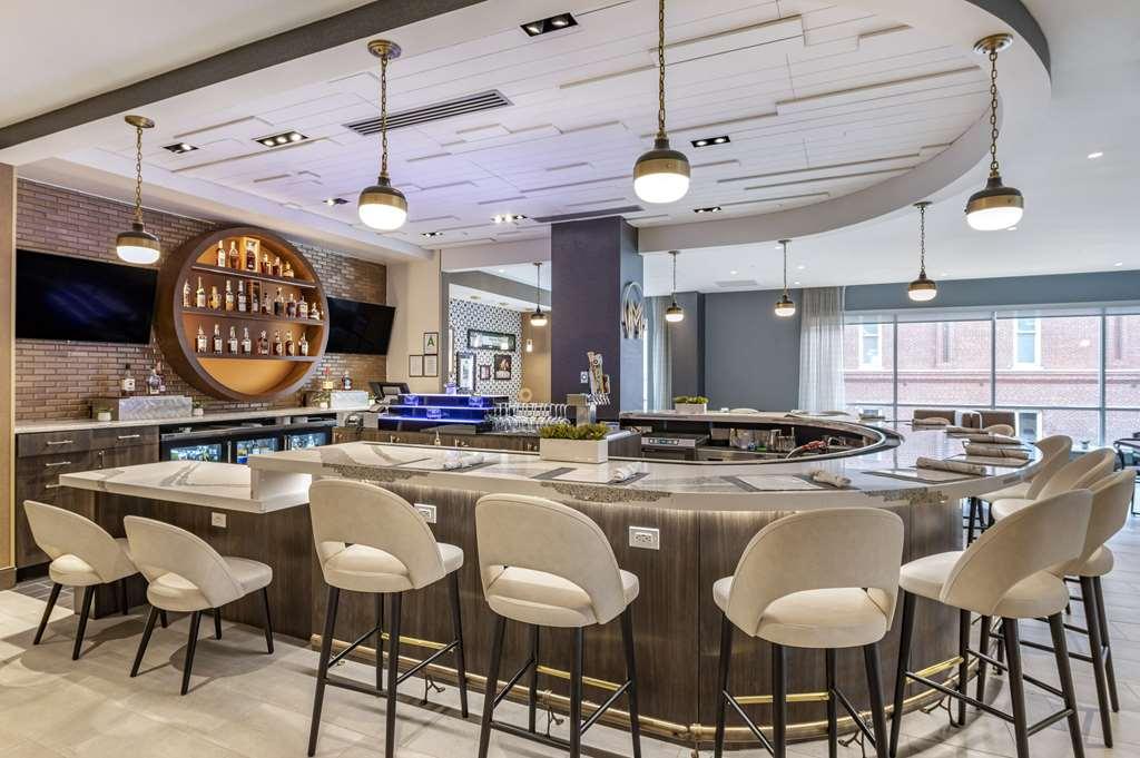 Cambria Hotel Louisville Downtown-Whiskey Row Restaurant photo